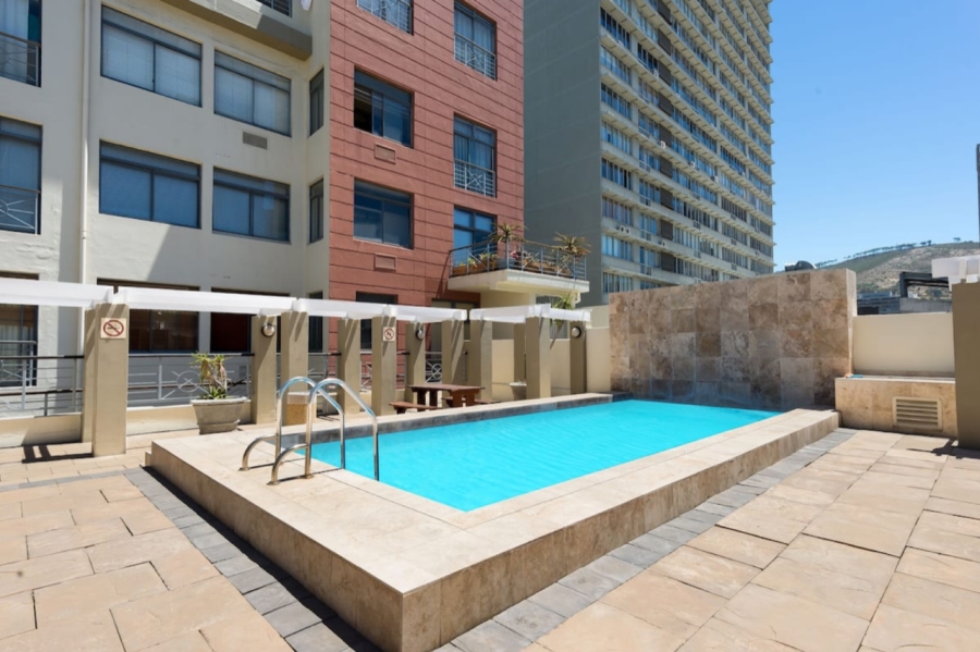 To Let 2 Bedroom Property for Rent in Cape Town City Centre Western Cape